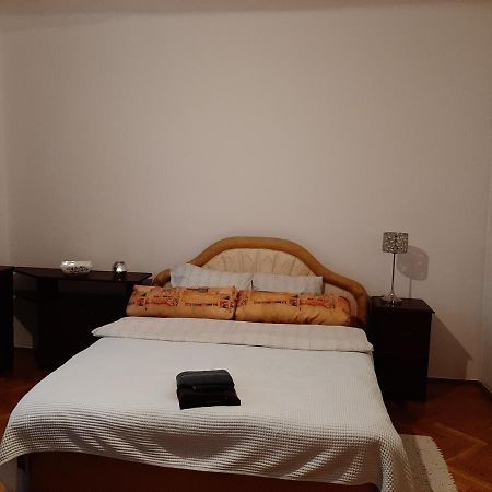 Rooms In Centrum Warsawa Bagian luar foto