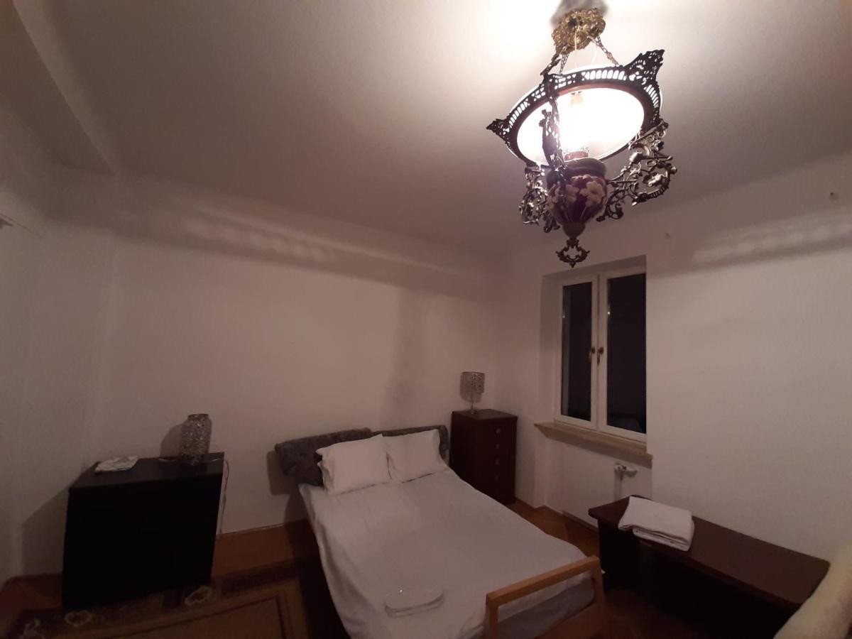 Rooms In Centrum Warsawa Bagian luar foto