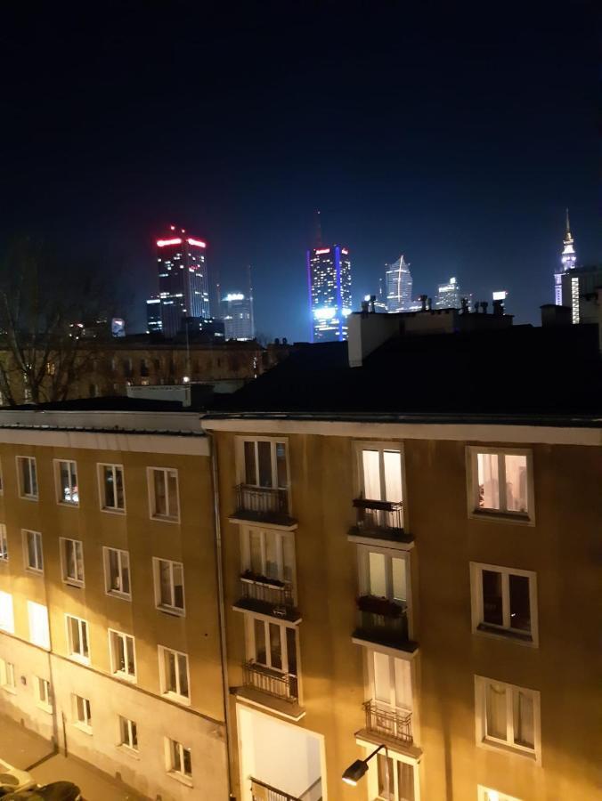 Rooms In Centrum Warsawa Bagian luar foto